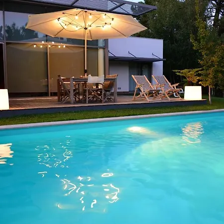 Nunculo - Modern 4 Bedroom With Private Swimming Pool - Beautiful Furnishings And Garden Aroeira (Setubal)